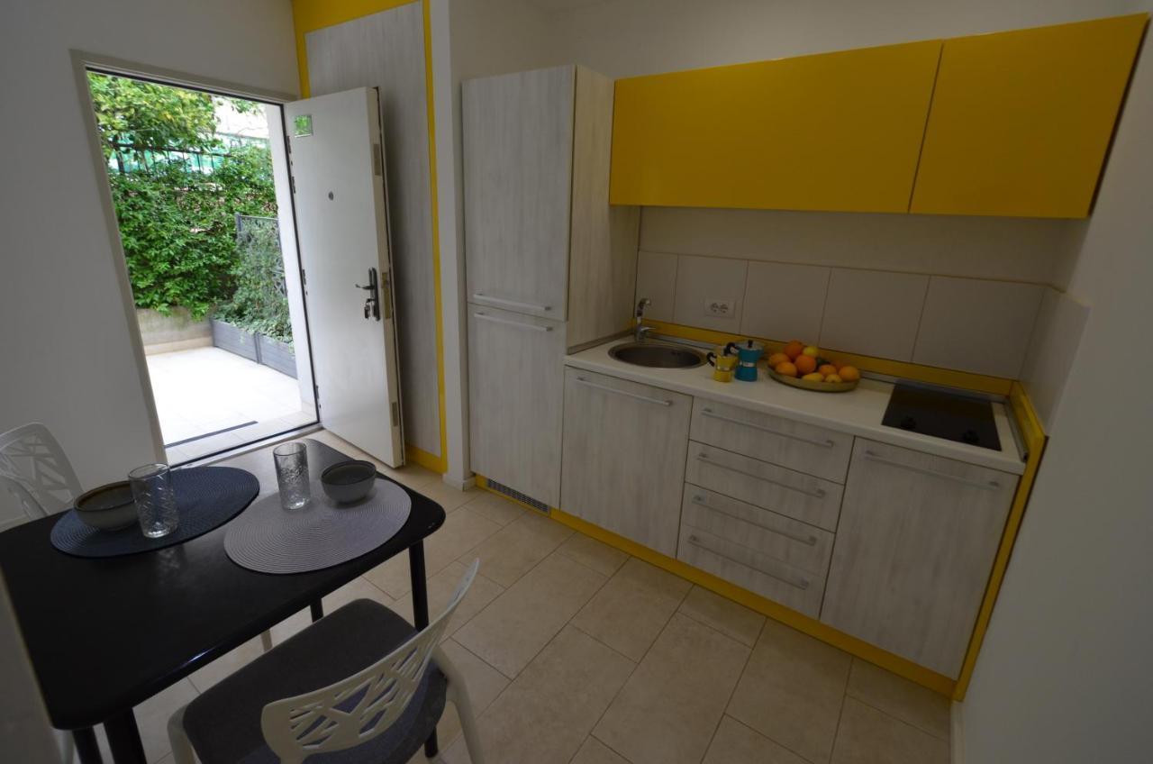 Apartments Karmen Maria Novigrad Istria Exterior foto