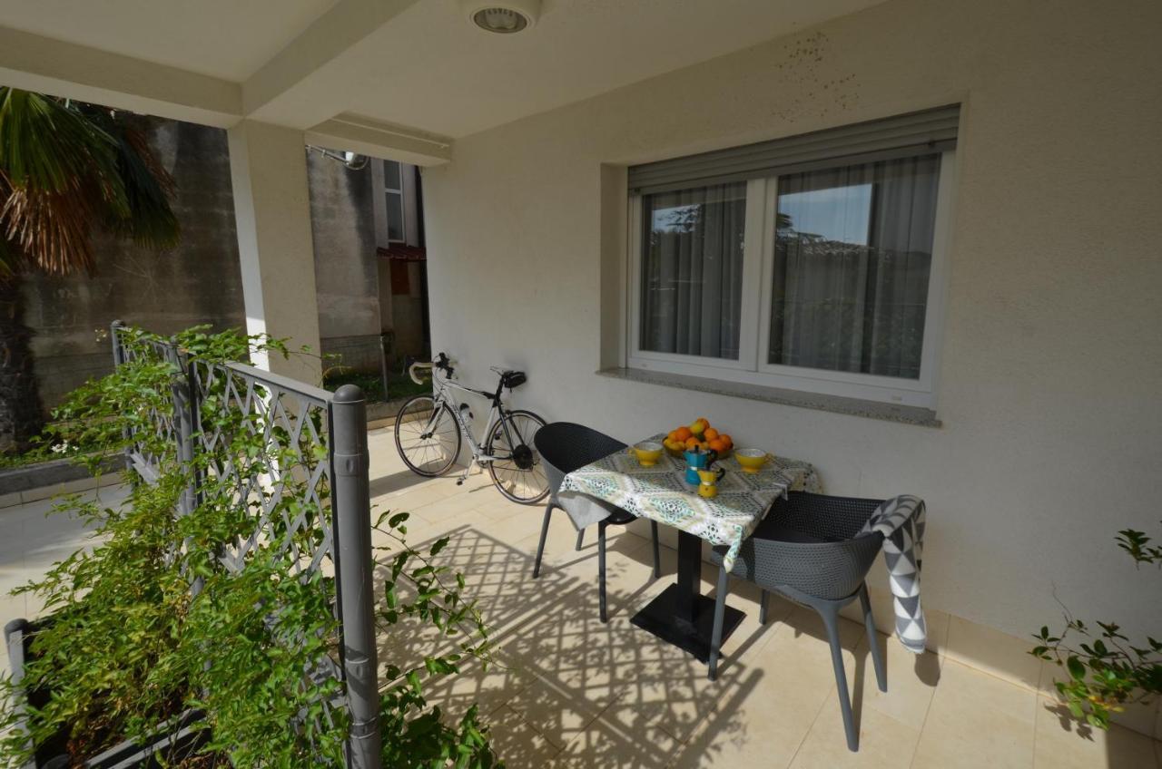 Apartments Karmen Maria Novigrad Istria Exterior foto